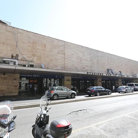 רומא Appartamento Vicino Stazione Termini E Colosseo מראה חיצוני תמונה